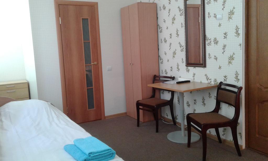 Viesu Maja Ezerkalns Hotel Krāslava Buitenkant foto