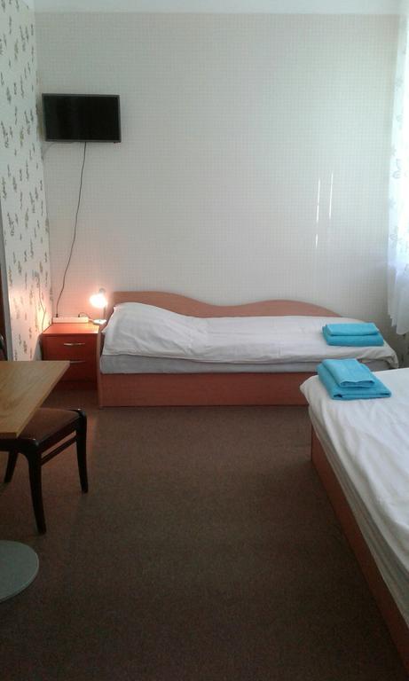 Viesu Maja Ezerkalns Hotel Krāslava Buitenkant foto